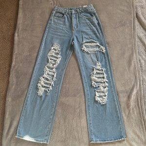 SHEIN EZwear Light Washed Cut Out Ripped Straight Leg Jeans
